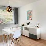Wohnliches Design In Schoener Lage Nahe Ulm & Science Park Blaustein
